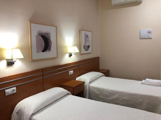 Hostal Mayor Madrid Kültér fotó