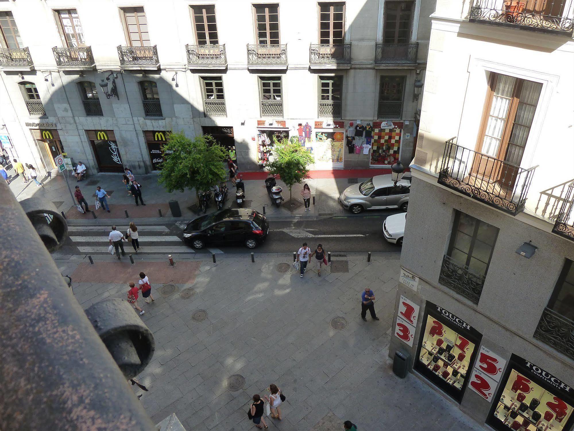 Hostal Mayor Madrid Kültér fotó